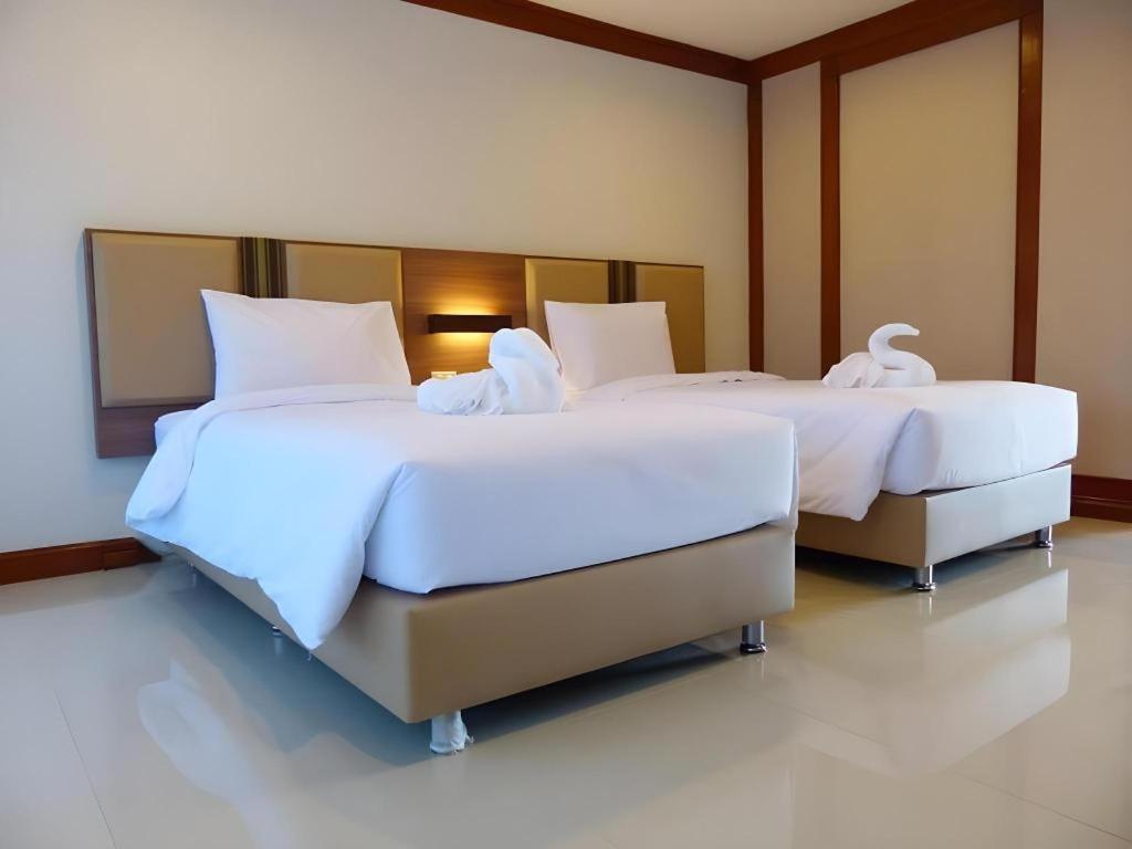 The Impress Nan Hotel Екстериор снимка